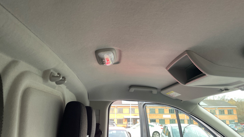 Ford Transit Custom 270 Swb Diesel Fwd 2.0 TDCi 130ps Low Roof Limited Van